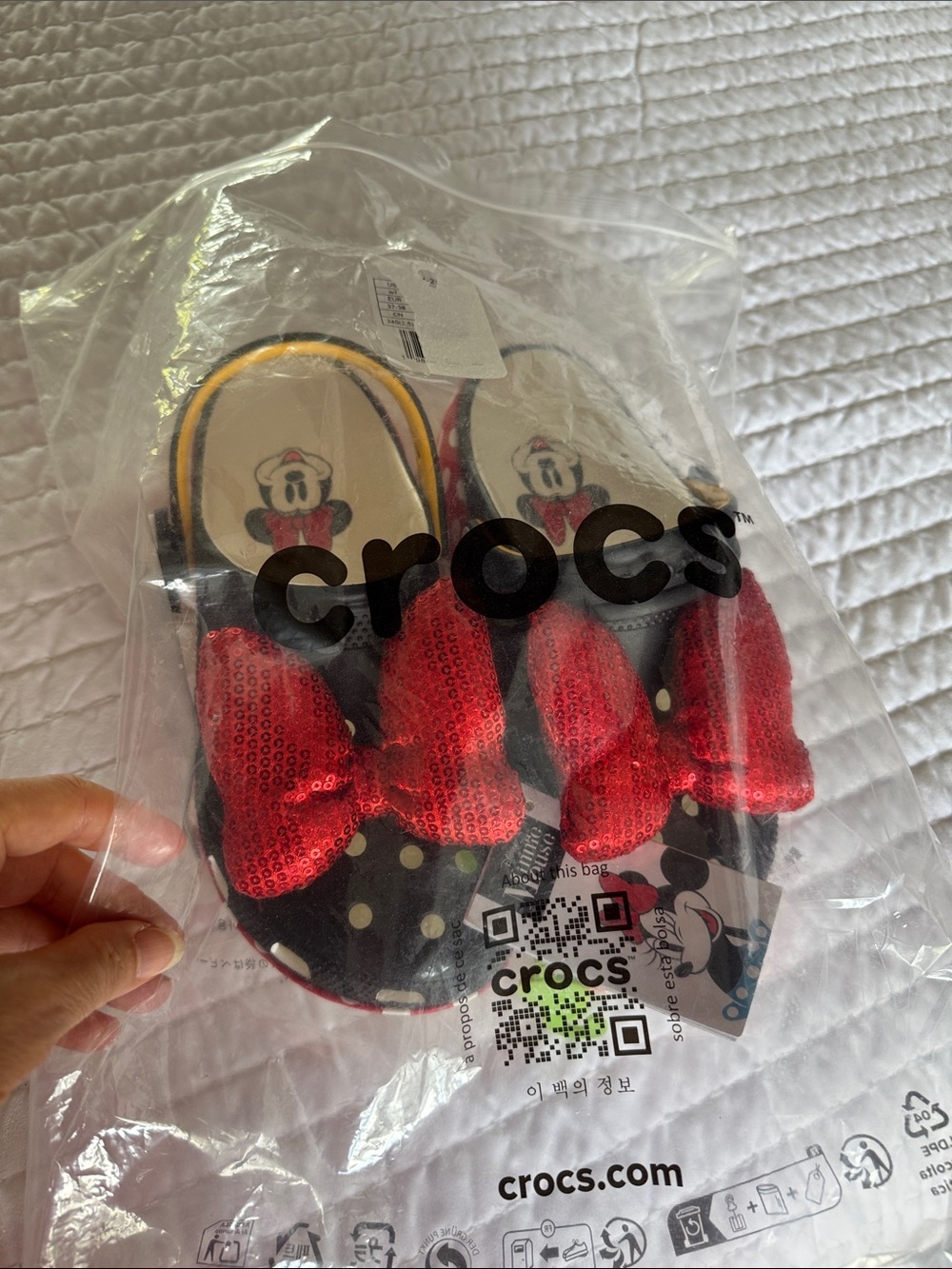 Official Disney Minnie Mouse Platform Crocs with Sequin Red Bows - Picture 14 of 14